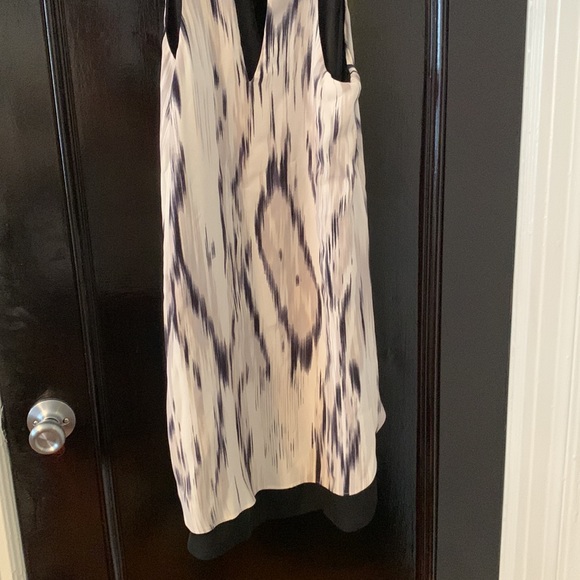 Parker Size Small white and black patterned shift dress - Picture 4 of 6